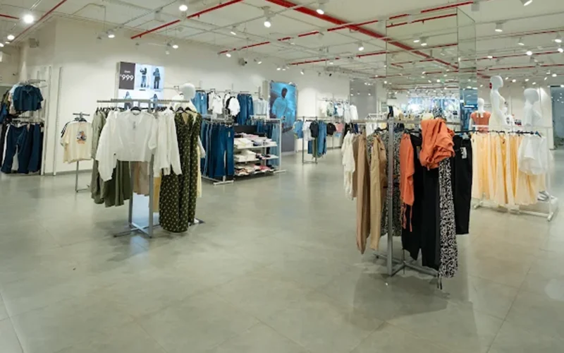 Fashion Shopping Near Majestic and Brands to Explore at Kapali Mall